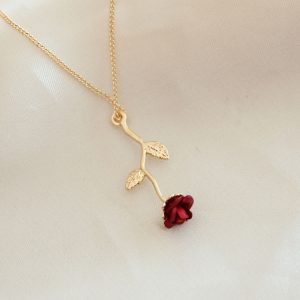 Kırmızı Gül Figürlü Kolye - Görsel 1