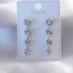 Gümüş Renk Kalp Model Zirkon Taşlı Kadın Küpe - Görsel 1