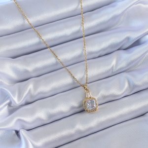 316L Çelik Gold Renk Kare Kristal Taşlı Kadın Kolye - Görsel 2