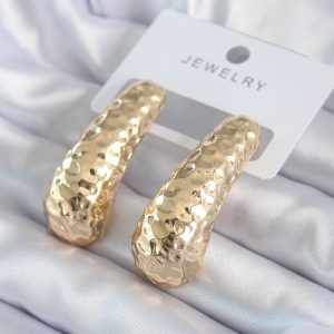 Gold Renk İşleme Detay Pirinç Kadın Küpe - Görsel 1