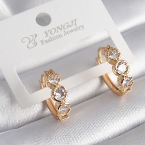 Pirinç Gold Renk Zirkon Taşı Kalp Detay Kadın Küpe - Görsel 1