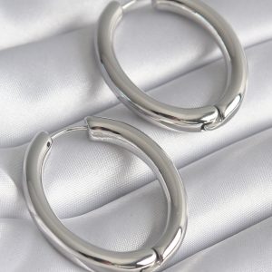 Pirinç Gümüş Renk Halka Model Kadın Küpe - Görsel 1