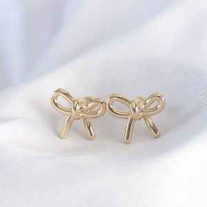 Pirinç Gold Renk Minimal Fiyonk Küpe - Görsel 1