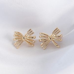 Pirinç Gold Renk Fiyonk Küpe - Görsel 1