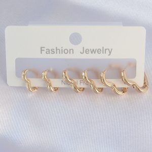 Pirinç Gold Renk Kalp Model Küpe Seti - Görsel 1
