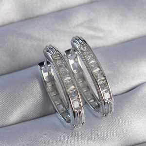 Pirinç Gümüş Renk Zirkon Taşlı Oval Model Küpe - Görsel 1