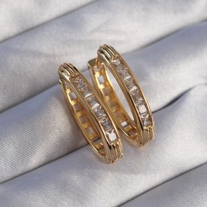 Pirinç Gold Renk Zirkon Taşlı Oval Model Küpe - Görsel 1