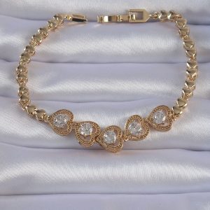 Pirinç Gold Renk İçi Zirkon Taşlı Kalp Figürlü Bileklik - Görsel 1