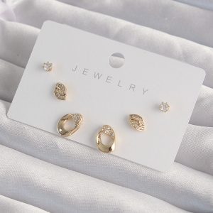 Pirinç Gold Renk Zirkon Taşlı Yaprak Model Küpe Seti - Görsel 1