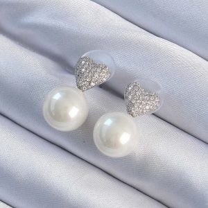Pirinç Gümüş Renk Zirkon Taşlı Kalp Model İnci Tasarım Kadın Küpe - Görsel 1