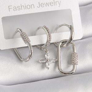 Pirinç Gümüş Renk Zirkon Taşlı Kare Halka Model Çiçek Figür Kadın Küpe - Görsel 1