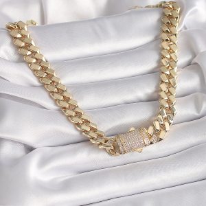 Pirinç Gold Renk VIP Exclusive Seri Gurmet Model Kadın Kolye - Görsel 2