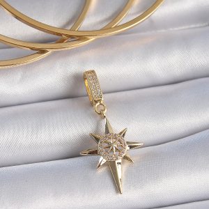 Pirinç Gold Renk Zirkon Taşlı Kutup Yıldızı Model Ajda Charm - Görsel 1