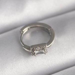 316L Çelik Gümüş Renk Kare Zirkon Taşlı Tragus Piercing - Görsel 1