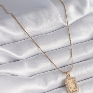 316L Çelik Gold Renk Zirkon Taşlı Yıldız İşleme Madalyon Kadın Kolye - Görsel 2