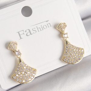Pirinç Gold Renk Zirkon Taşlı Motif Model Kadın Küpe - Görsel 1