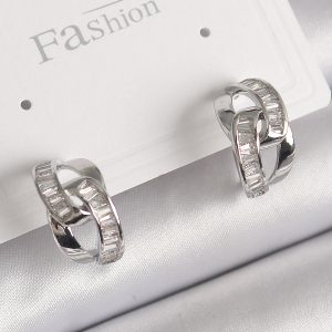 Pirinç Gümüş Renk Zirkon Taşlı Zincir Model Kadın Küpe - Görsel 1