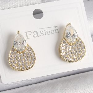 Pirinç Gold Renk Zirkon Taşlı Damla Model Kadın Küpe - Görsel 1