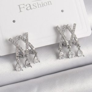 Pirinç Gümüş Renk Zirkon Taşlı X Model Sallantı Detay Kadın Küpe - Görsel 1