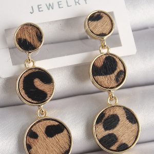 Pirinç Gold Renk 3'Lü Leopar Desenli Sallantı Daire Plaka Model Kadın Küpe - Görsel 1
