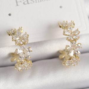 Pirinç Gold Renk Zirkon Taşlı Çiçek İşlemeli Halka Model Kadın Küpe - Görsel 1