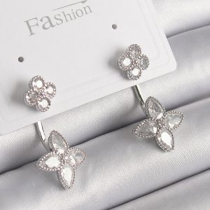 Pirinç Gümüş Renk Zirkon Taşlı Yonca Model Kadın Küpe - Görsel 1