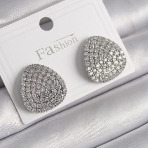 Pirinç Gümüş Renk Zirkon Taşlı Plaka Model Kadın Küpe - Görsel 1