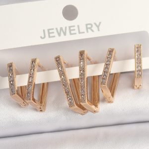Pirinç Gold Renk Zirkon Taşlı Kare Model Kadın Küpe Seti - Görsel 1