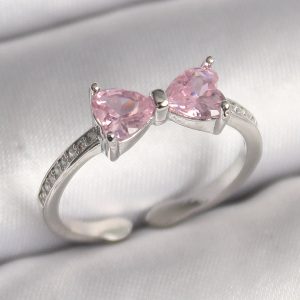 Pirinç Gümüş Renk Pembe Zirkon Taşlı Kalp Fiyonk Model Kadın Yüzük - Görsel 1