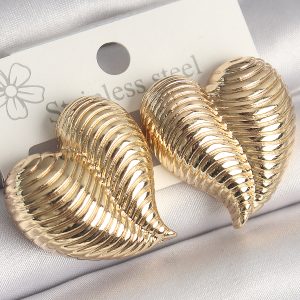Pirinç Gold Renk İşlemeli Bomba Kalp Model Kadın Küpe - Görsel 1