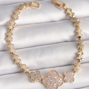 Pirinç Gold Renk Zirkon Taşlı Yonca Model Zincir Kadın Bileklik - Görsel 1