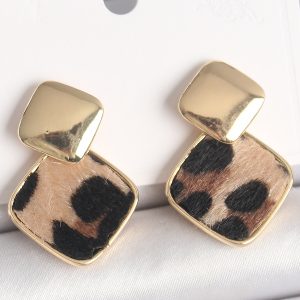 Pirinç Gold Renk Sallant Kare Leopar Desen Model Kadın Küpe - Görsel 1