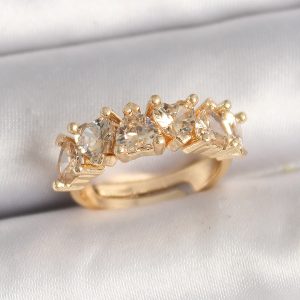 Pirinç Gold Renk Zirkon Taşlı Kalp Model Ayarlanbilir Kadın Yüzük - Görsel 1
