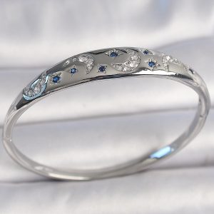 Pirinç Gümüş Renk Zirkon Taşlı Hilal İşlemeli Mavi Taşlı Yıldız Detay Kadın Kelepçe - Görsel 1
