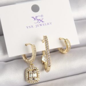 Pirinç Gold Renk Zirkon Taşlı Baget Halka Model 3'Lü Kadın Kombin Küpe - Görsel 1