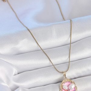 316L Çelik Gold Renk Zincir Pembe Mineli İncili Çiçek İşlemeli Portre Model Kadın Kolye - Görsel 2