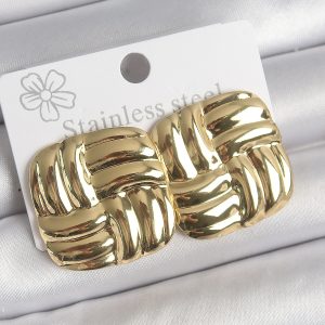 316 Çelik Gold Renk İşlemeli Kare Plaka Model Kadın Küpe - Görsel 1