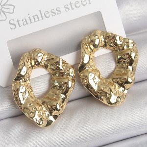 316 Çelik Gold Renk İşlemeli Halka Model Kadın Küpe - Görsel 1