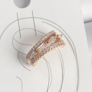 Pirinç Gold Renk Zirkon Taşlı 3'Lü Sıralı Model Kadın Kıkırdak Küpe - Görsel 1