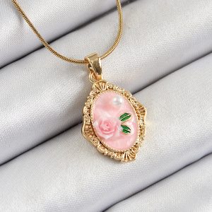 316L Çelik Zincir Pembe Sanatsal Portre İnci Detaylı Gül Figürlü Model Gold Renk Kadın Kolye - Görsel 1