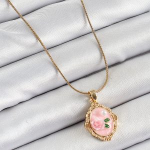 316L Çelik Zincir Pembe Sanatsal Portre İnci Detaylı Gül Figürlü Model Gold Renk Kadın Kolye - Görsel 2