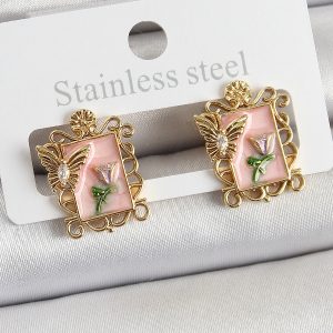 Pirinç Pembe Mineli Sanatsal Portre Model Gold Renk Kadın Küpe - Görsel 1