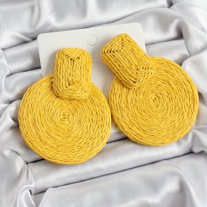 Sarı Daire Figürlü Hasır Örgü Model Gold Renk Kadın Küpe - Görsel 1
